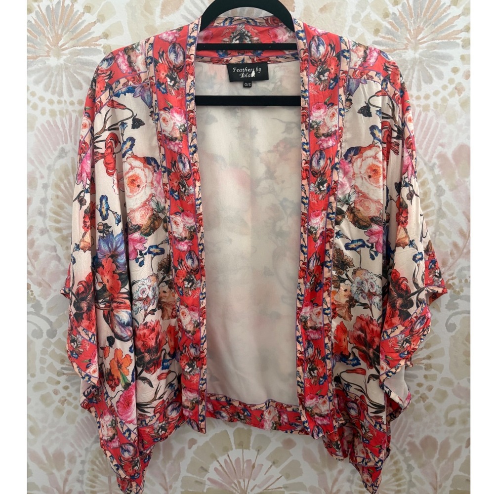 Feathers by Tolani Floral Kimono Open Front Cardigan Topper Cream Red OS - Picture 1 of 5